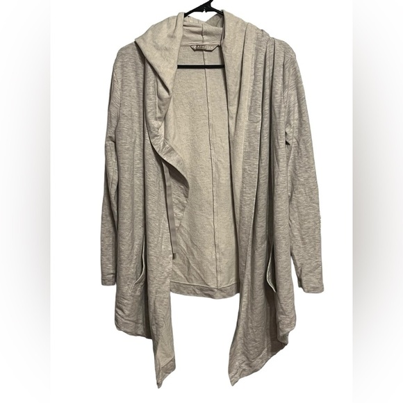 Athleta Vista wrap hoodie sweatshirt in heather gray - Picture 3 of 10